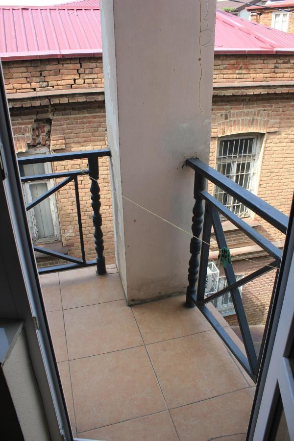 Valiko Hotel Tbilisi Ngoại thất bức ảnh