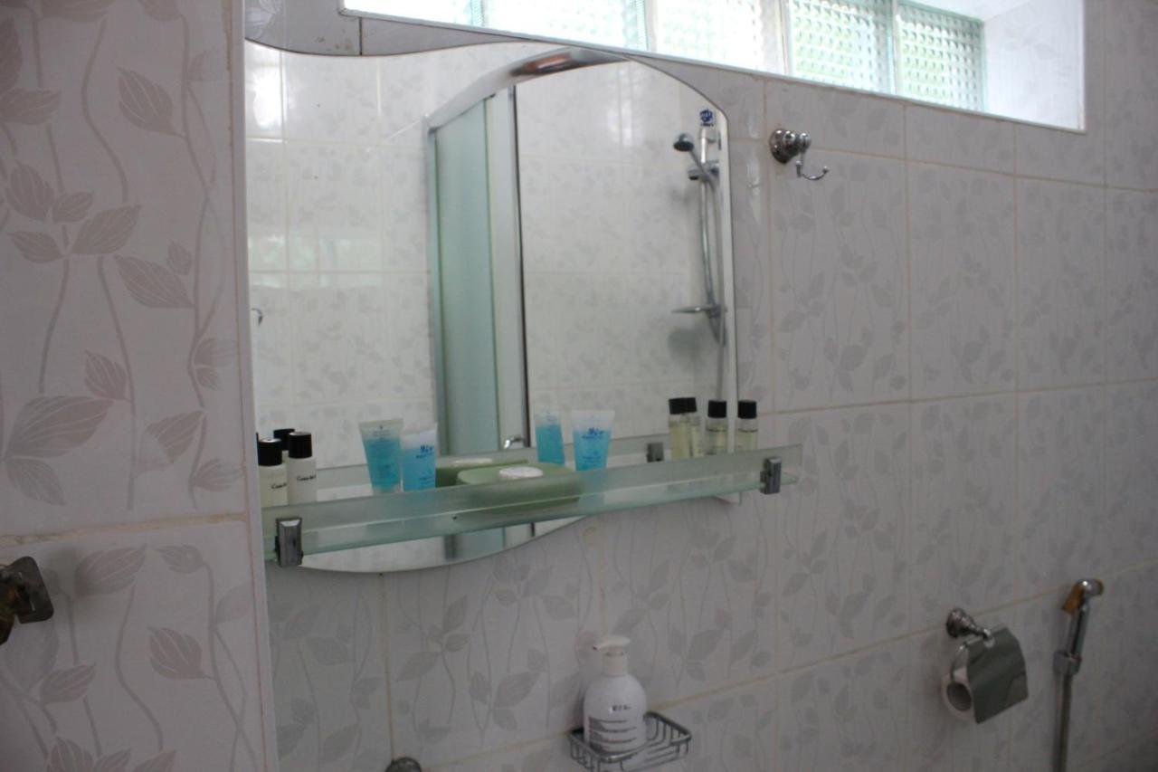 Valiko Hotel Tbilisi Ngoại thất bức ảnh