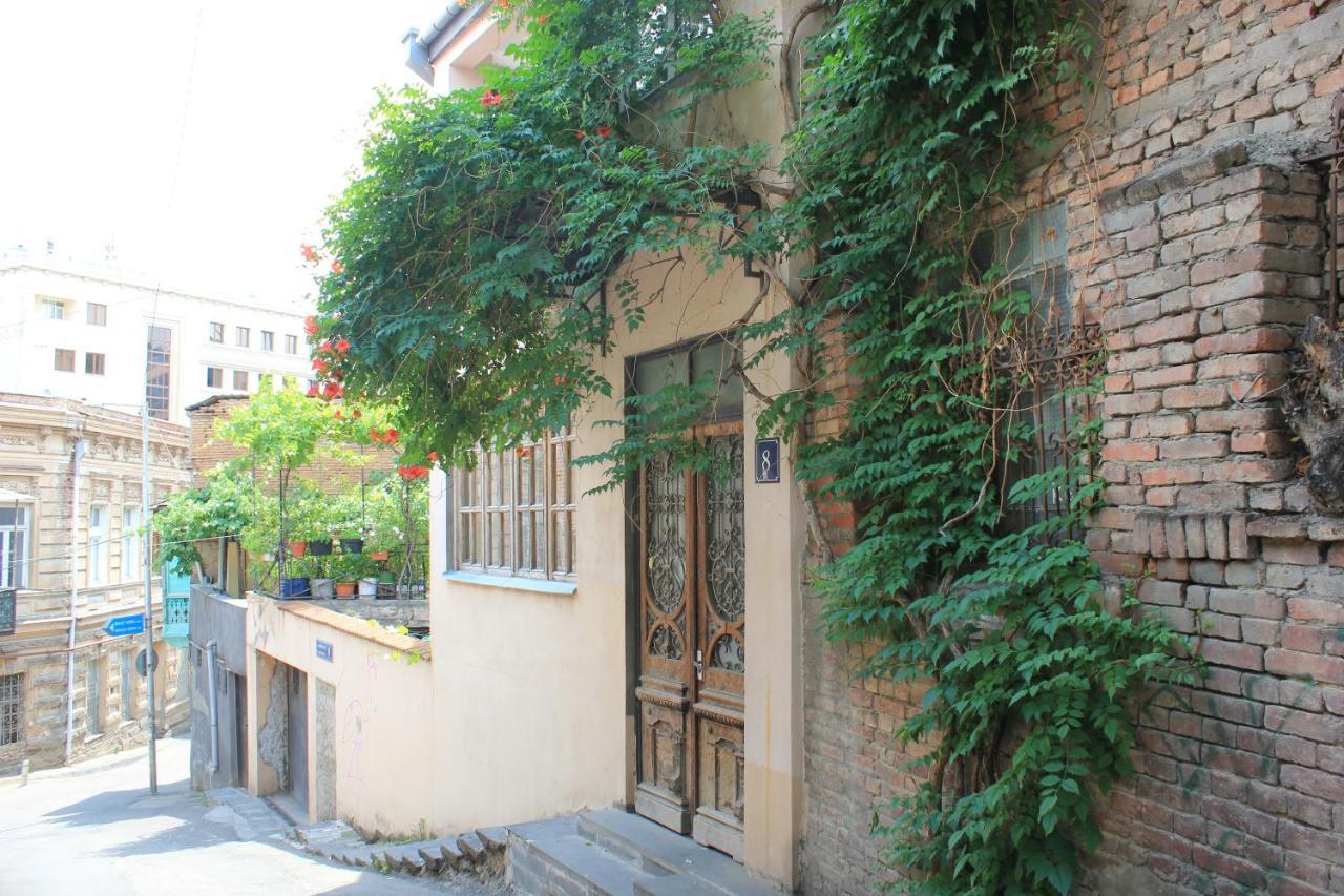 Valiko Hotel Tbilisi Ngoại thất bức ảnh
