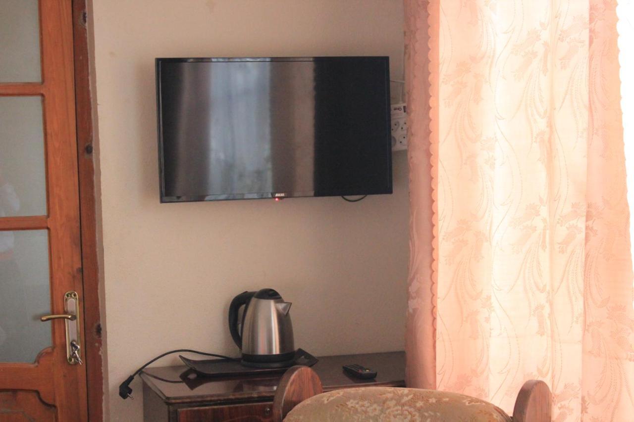 Valiko Hotel Tbilisi Ngoại thất bức ảnh