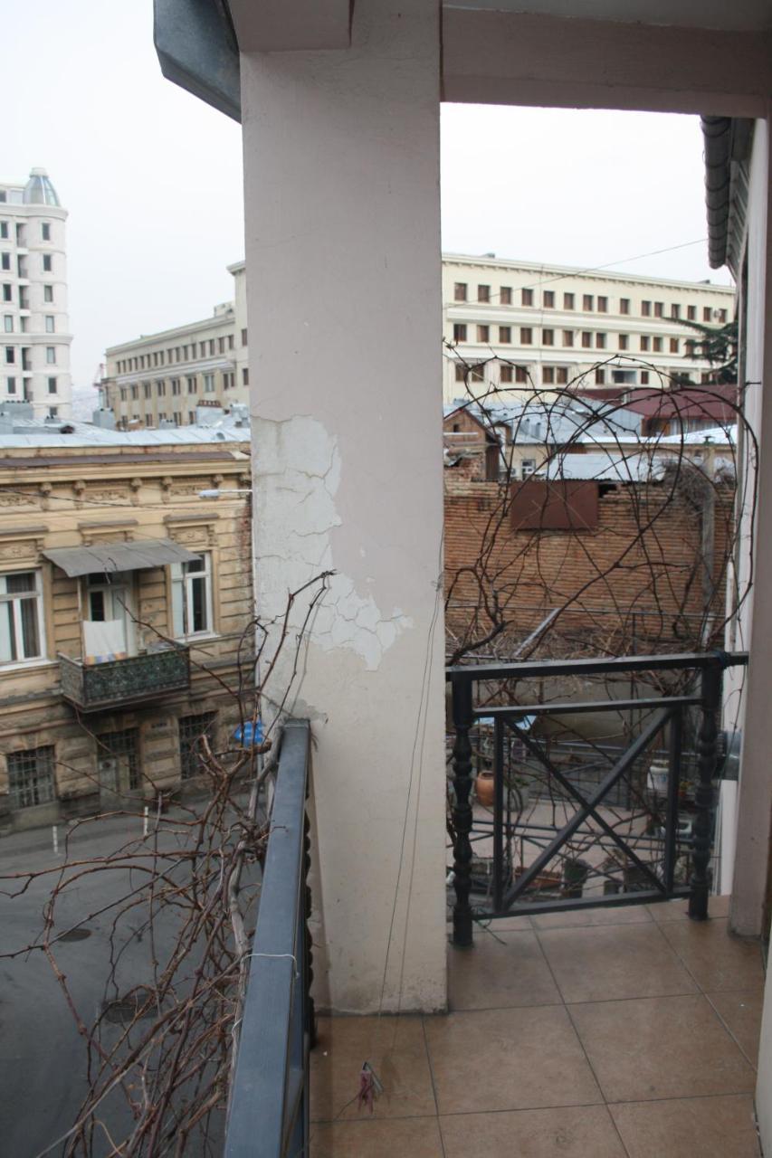 Valiko Hotel Tbilisi Ngoại thất bức ảnh